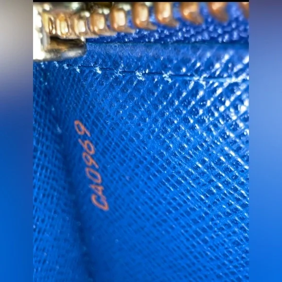 Louis Vuitton French Purse Wallet in Rare Toledo Blue Epi Leather – Vintage 1996